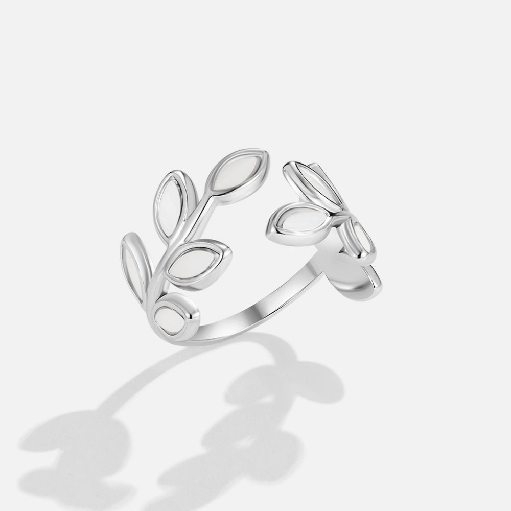 Silver Leaf Ring - Beautiful Earth Boutique