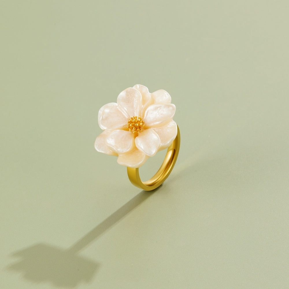 Camelia Bloom Ring