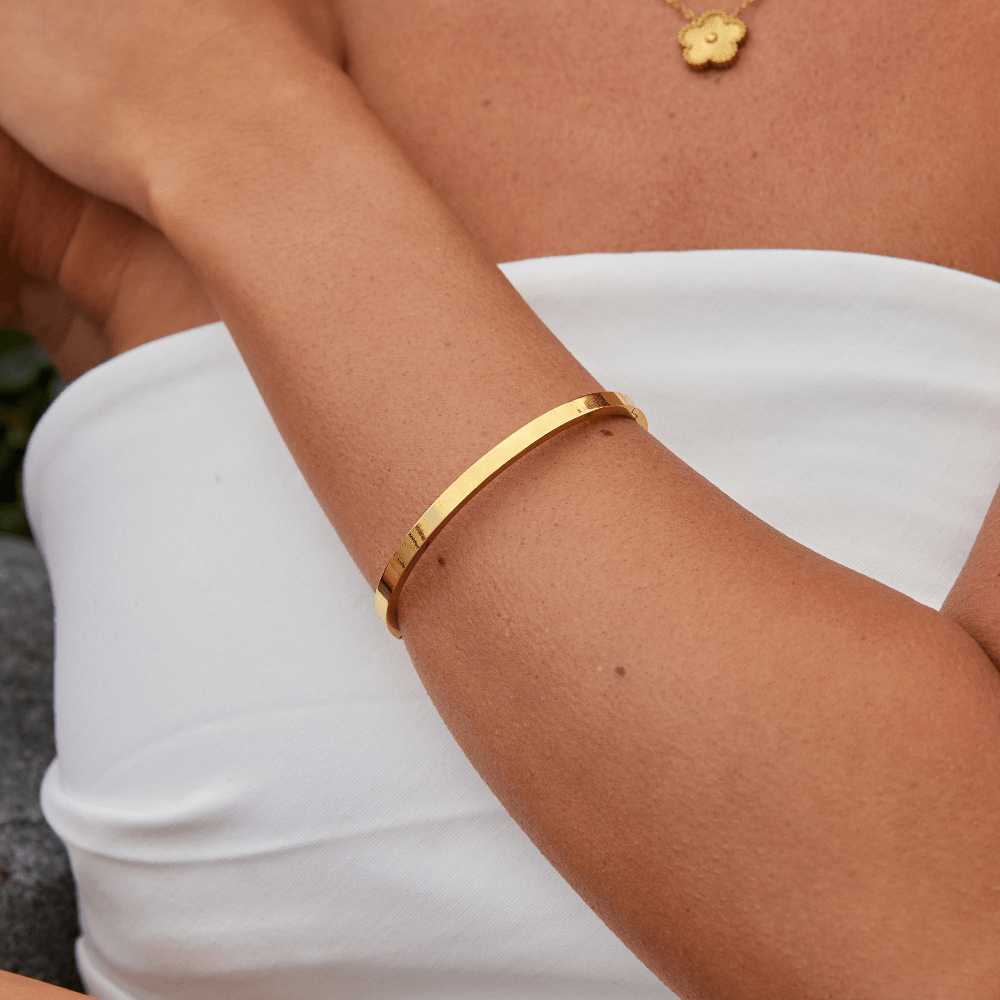 Lilah Gold Bangle - Beautiful Earth Boutique