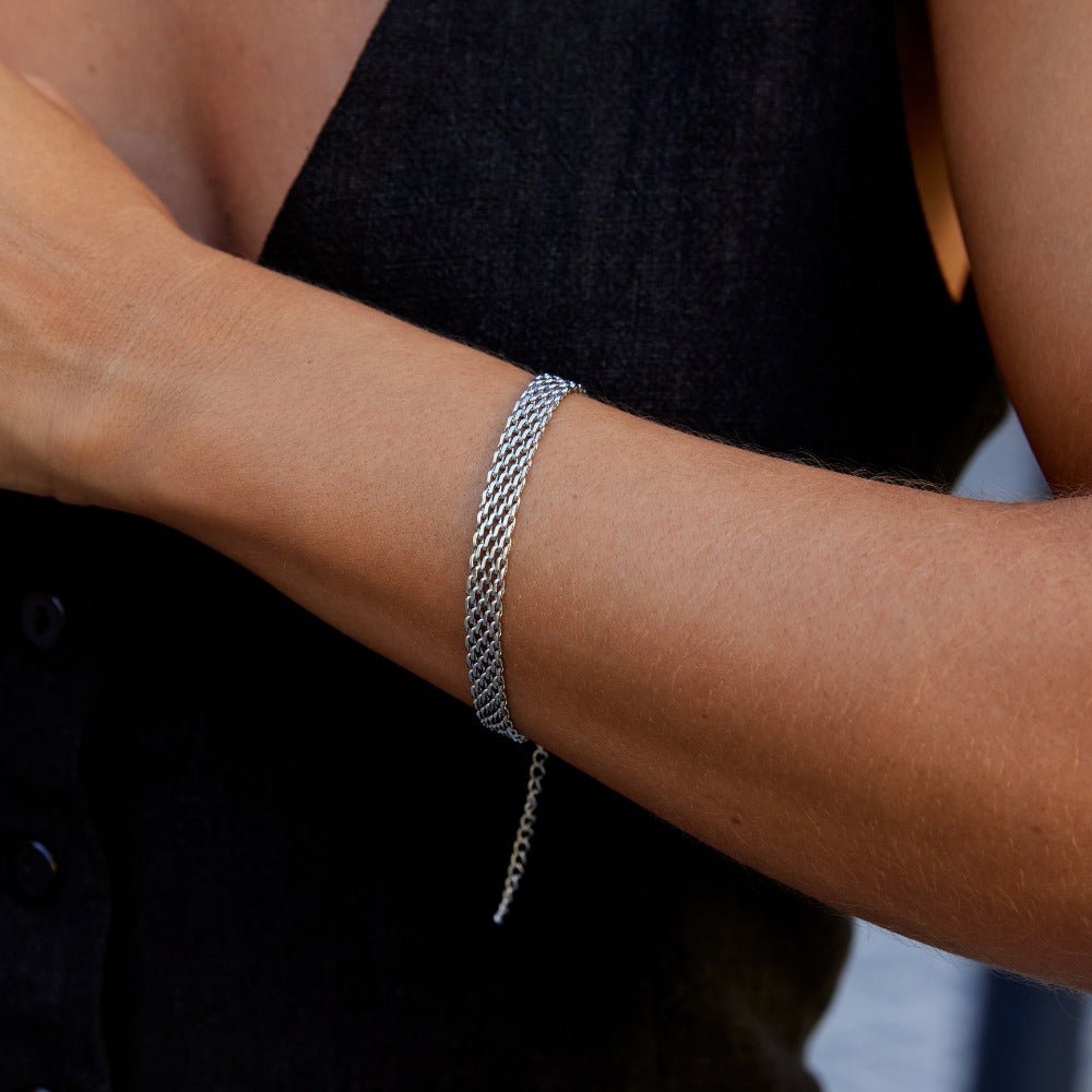 Molly Silver Mesh Chain Bracelet - Beautiful Earth Boutique